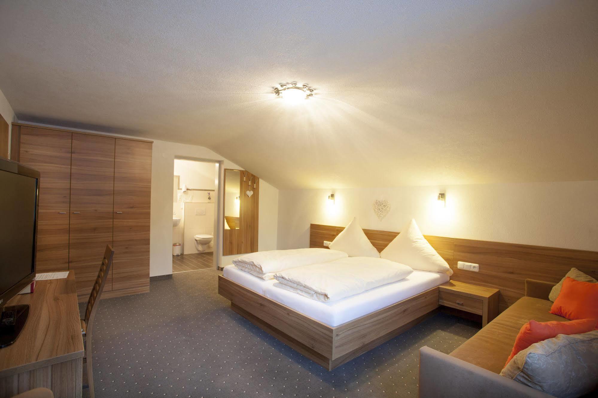 Alpenhof Waengle Aparthotel Reutte Εξωτερικό φωτογραφία