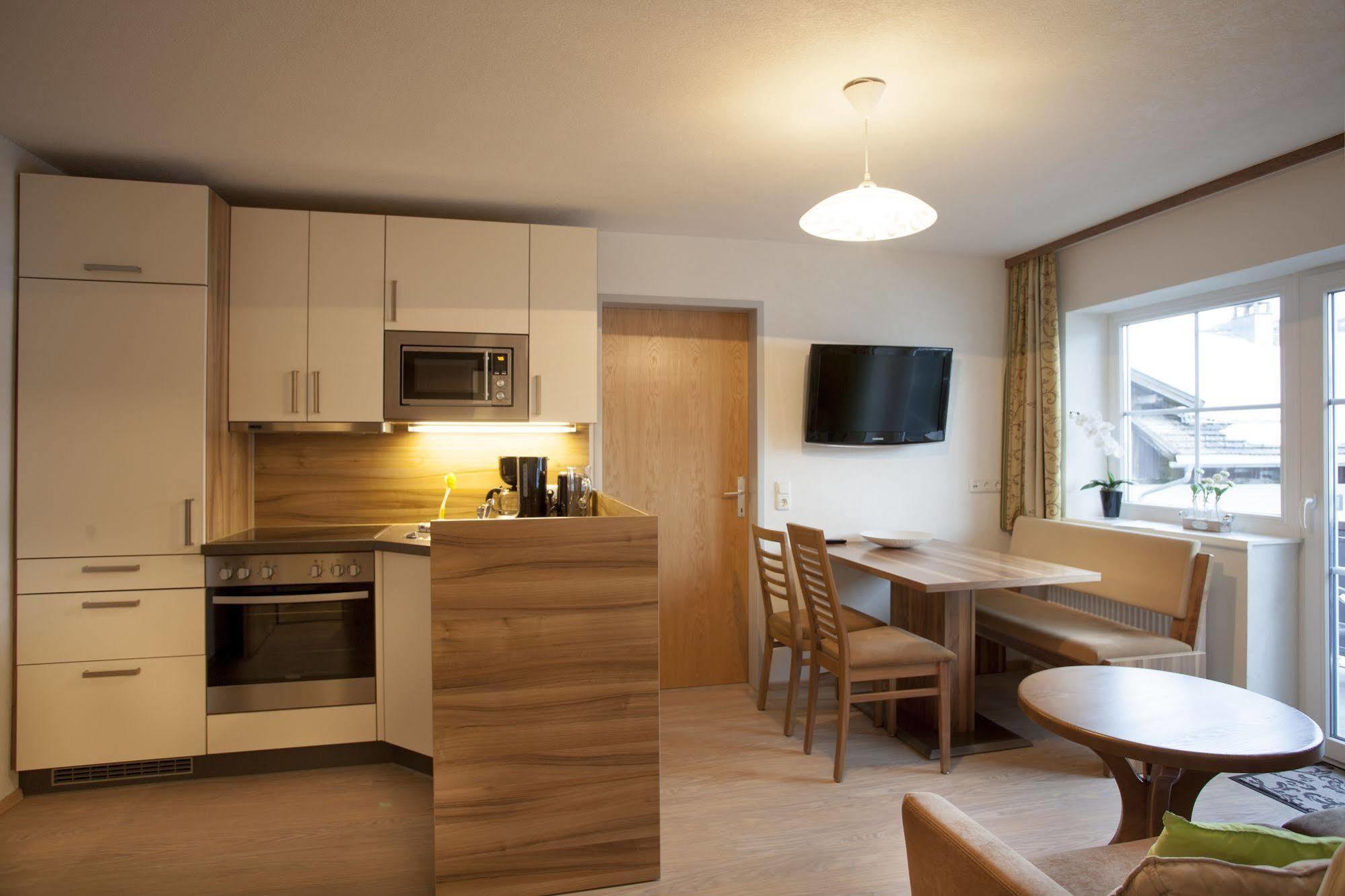 Alpenhof Waengle Aparthotel Reutte Εξωτερικό φωτογραφία