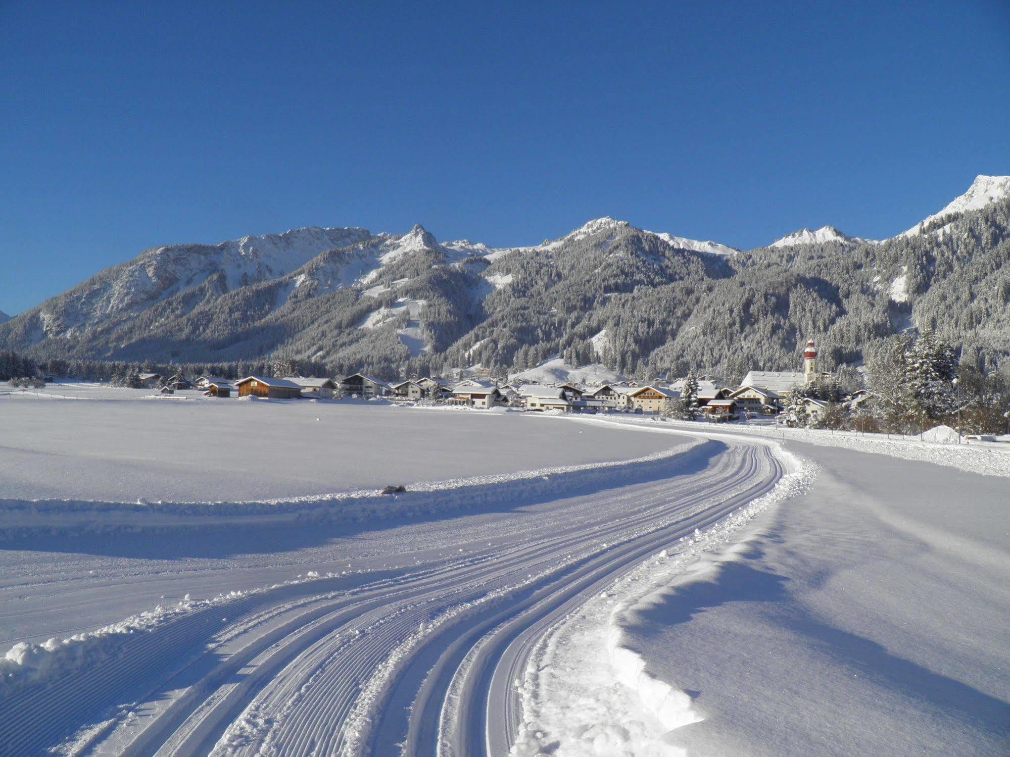 Alpenhof Waengle Aparthotel Reutte Εξωτερικό φωτογραφία