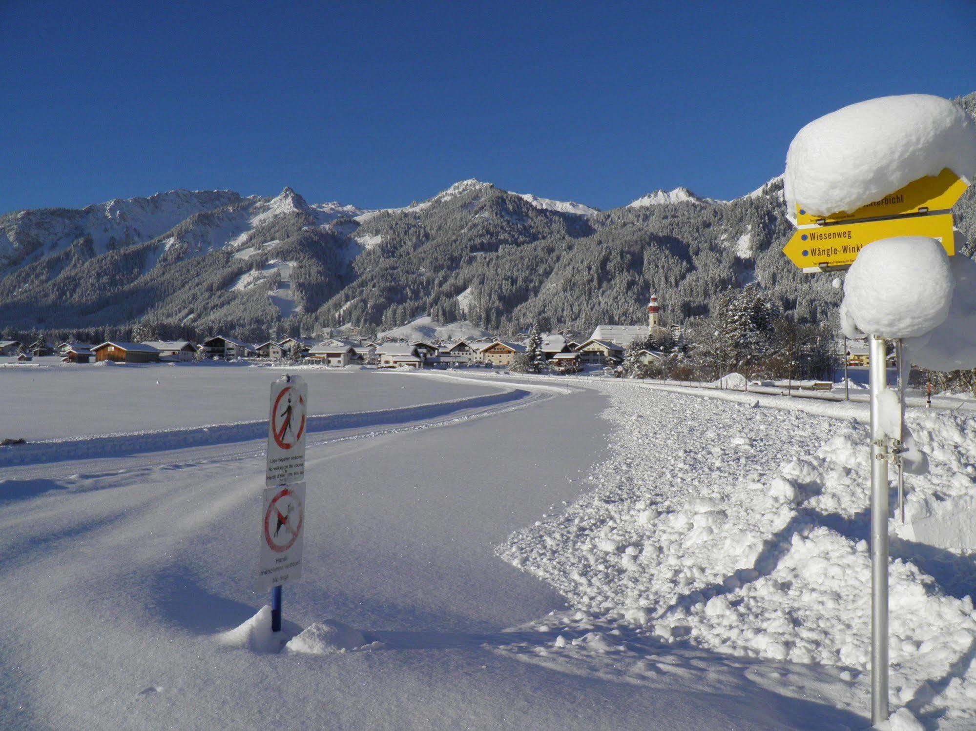 Alpenhof Waengle Aparthotel Reutte Εξωτερικό φωτογραφία